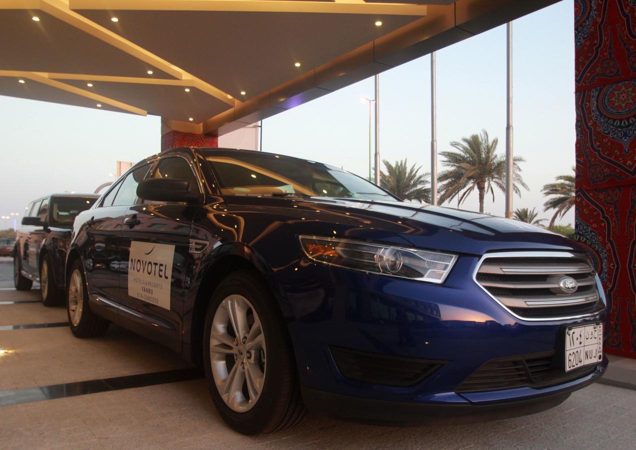 Novotel Yanbu Albahr Экстерьер фото