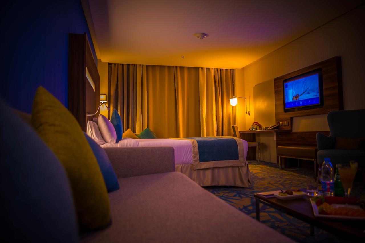 Novotel Yanbu Albahr Экстерьер фото