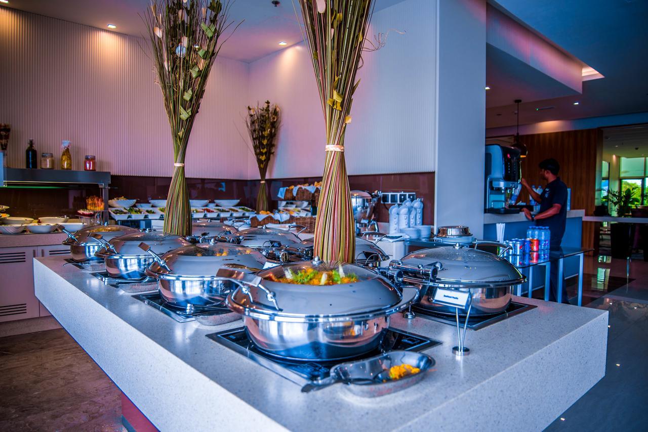 Novotel Yanbu Albahr Экстерьер фото